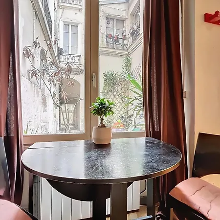 Charming Near Le Louvre Rivoli *